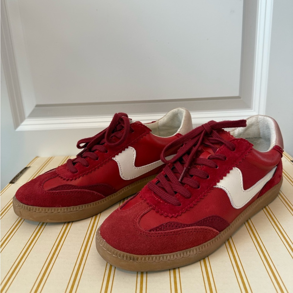 Dolce Vita Notice Sneakers | Crimson Suede | Size 8.5 - Picture 2 of 8